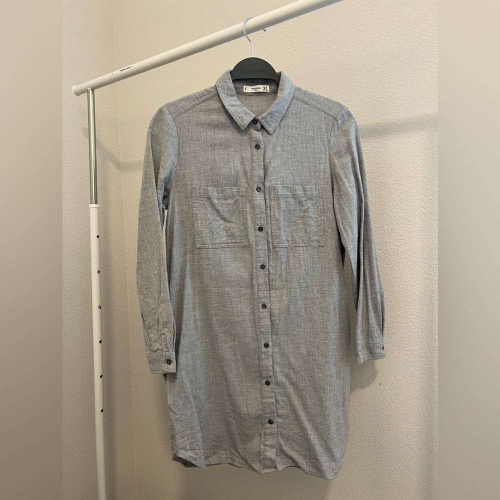 Mango Shirt dress in gray. Size 2/xs.Worn once. Perfect for fall season.